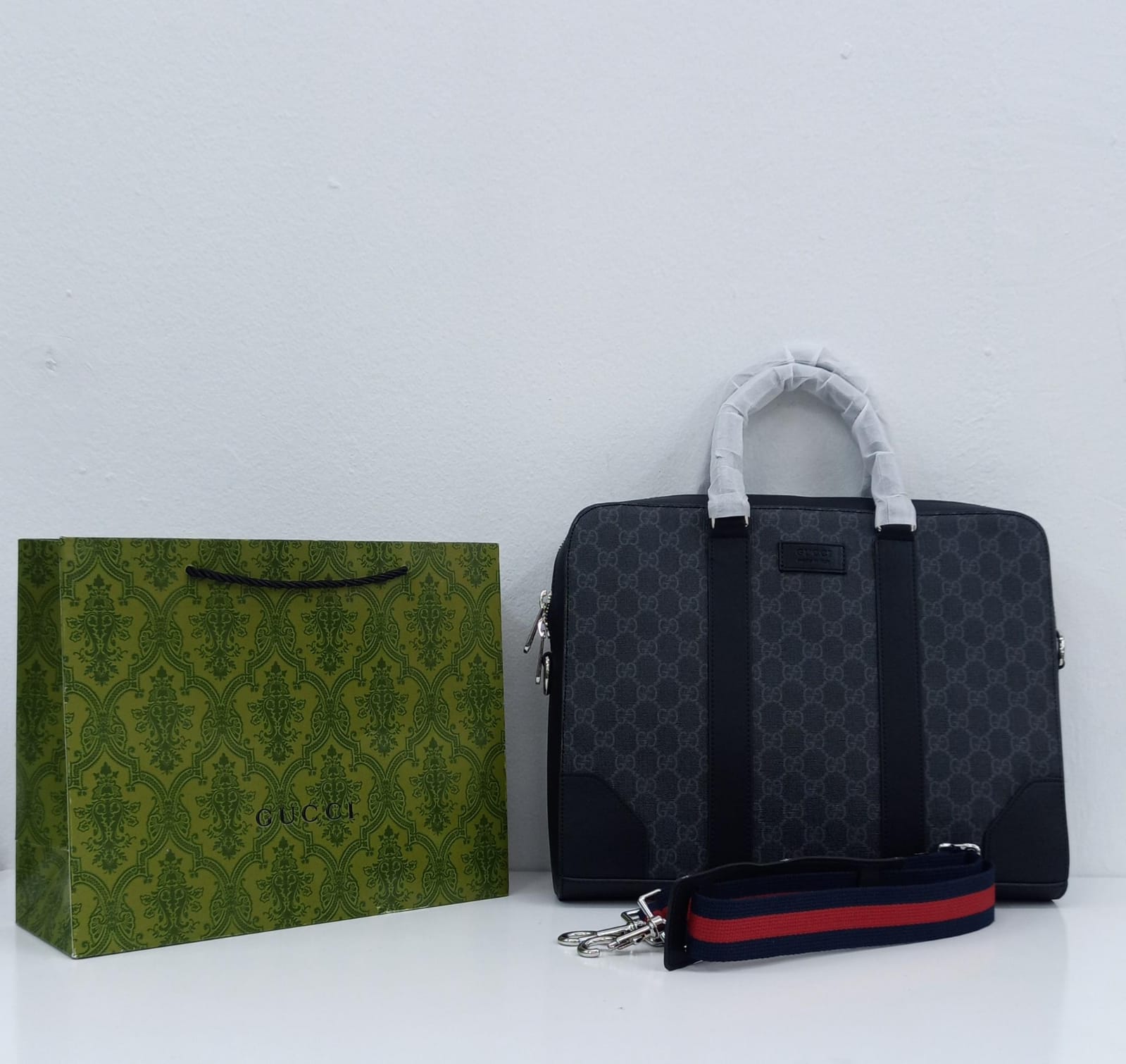 Gucci leather laptop on sale bag